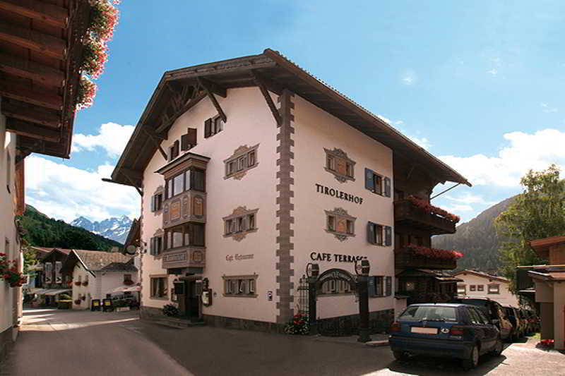 Hotel Tirolerhof Серфаус Экстерьер фото