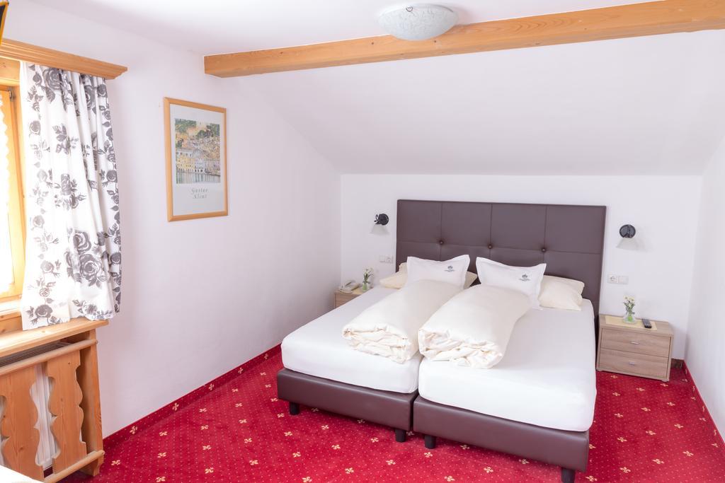 Hotel Tirolerhof Серфаус Экстерьер фото