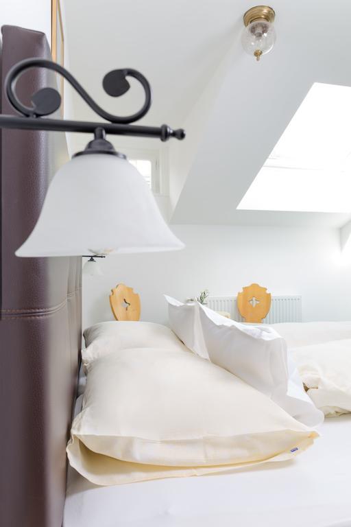 Hotel Tirolerhof Серфаус Экстерьер фото